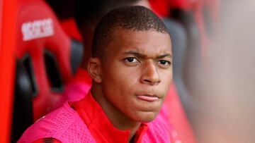 Mbappé, con un pie en el PSG