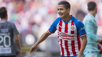 Plantel de Chivas respalda la permanencia de Tomás Boy