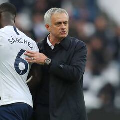 Mourinho y su primer reto en Europa con Davinson en el XI