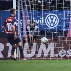 Osasuna roza la salvación y el Espanyol sigue en el abismo