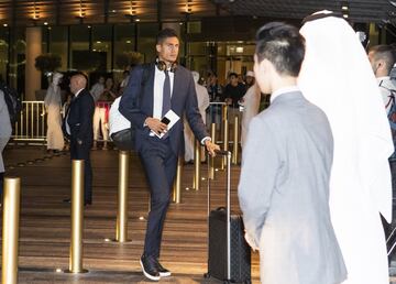 Varane en el aeropuerto de Abu Dabi. 