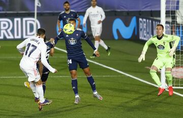 1-0. Lucas Vázquez marcó el primer gol.er gol.