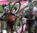 Van Aert domina y Van der Poel asombra en Dendermonde