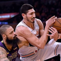 Kanter, a Turkoglu: "O deliras o eres el perro faldero de Erdogan"