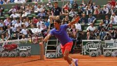 Federer despacha a Dzumhur y le espera el francés Monfils