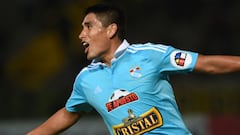 Cristal ficha a Irven Ávila