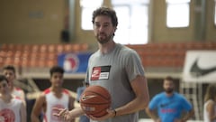 Pau Gasol durante el campus de su fundación.