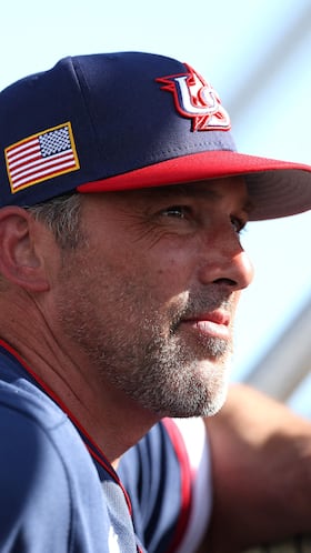 PHOENIX, ARIZONA - MARCH 02: Manager Mark DeRosa #9 of Team USA watches batting practice during a workout at Papago Park Sports Complex on March 02, 2026 in Phoenix, Arizona. Chris Coduto/Getty Images/AFP (Photo by Chris Coduto / GETTY IMAGES NORTH AMERICA / Getty Images via AFP)