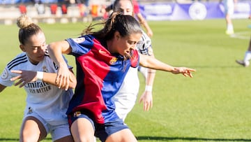 Polémica y reparto de puntos en el primer mini-Clásico femenino