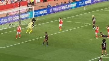 ¡Para no creer! El fallo de Tiane Endler que golpeó al Lyon en semifinales de Champions