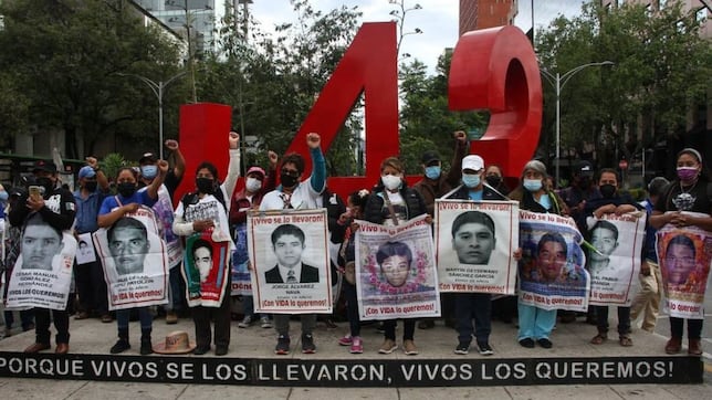 Marcha Ayotzinapa en CDMX: fecha, horario y ruta para exigir justicia por los 43 normalistas