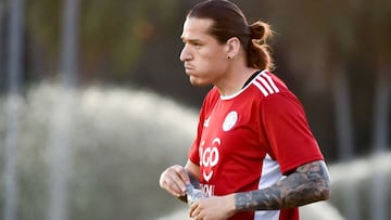 El DT de Paraguay confirmó cuatro cambios respecto al debut contra Qatar. Óscar Cardozo inicia en el banquillo por problemas físicos.