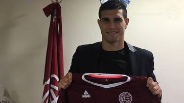 Leganés y Lanús hacen oficial la salida de Ezequiel Muñoz