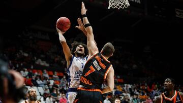 Pradilla y Labeyrie firman el primer triunfo europeo