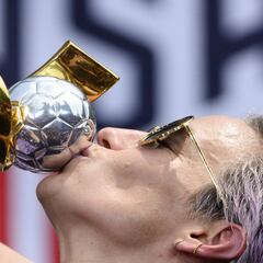 What is Megan Rapinoe's net worth?