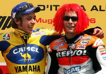 La temporada 2006 fue el año de su consagración. Hasta Valencia, último GP de la campaña, no se resolvería quien ser­ía el campeón. Rossi era líder del mundial, con 8 puntos de ventaja sobre Nicky Hayden, y una caída del italiano, que finalmente quedó 13º, hizo que la tercera posición del estadounidense le valiera para proclamarse campeón del Mundo.