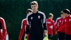 Raúl Fernández durante un entrenamiento.