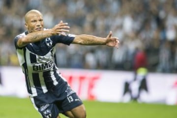 Carlos Sánchez se perdió la final pero con su aporte y talento llevó a los Rayados del Monterrey hasta la final.