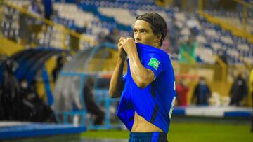 Salvadoreño Enrico Dueñas llega al FC Cartagena de la segunda división en España