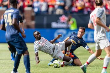 United's pre-season like "busy Christmas schedule" moans Ander Herrera