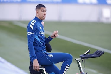 Sellés dirige un entrenamiento sin El Yamiq