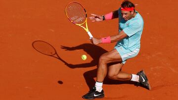 Nadal: "Era difícil jugar con tanto viento en la pista"