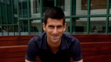 TRIUNFAL. Djokovic celebra su número uno en el ránking ATP.