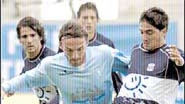 <b>EN DESCENSO</b>. El Tenerife volvió a tropezar fuera de casa y ahora está en zona peligrosa.