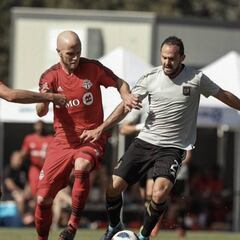 Marco Ureña marcó su tercer gol en la historia de LAFC