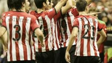 <b>LÍDERES DE GRUPO. </b>Los jugadores del Athletic celebran uno de los goles conseguidos esta temporada. El equipo rojiblanco quiere mostrar su mejor tono en la Liga Europa, donde han llegado las primeras alegrías del curso.