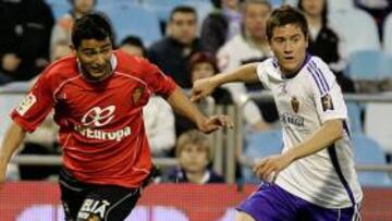 <b>SIN FLUIDEZ. </b>Chori Castro y Ander Herrera, que regresaba al once del Zaragoza, disputan un balón.