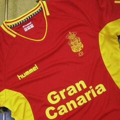 Las Palmas saca la roja como segunda equipación