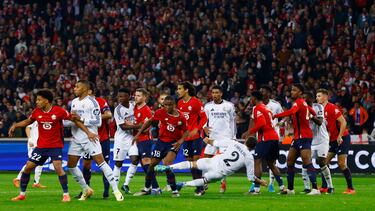 Soccer Football - Champions League - Lille v Real Madrid - Decathlon Arena Stade Pierre-Mauroy, Lille, France - October 2, 2024 General view during a set piece REUTERS/Stephanie Lecocq