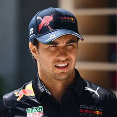 Checo Pérez presenta su casco especial para el GP de Miami