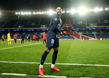 <b> · Club: </b> París Saint-Germain FC. <br> <b> · Nuevo Valor: </b> 128 M€. <br> <b> · Diferencia: </b> -32 M€. <br> <b> · Porcentaje: </b> -20%.