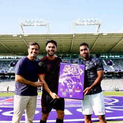 Suazo se reencontró con el Toulouse y esto pasó antes del partido