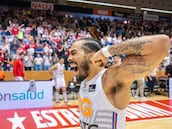 Livingston impulsa al Girona y hunde al Granada