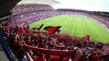Los socios de Osasuna deber&aacute;n elegir el tipo de reforma que quieren para el estadio de El Sadar.
