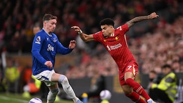 LIVERPOOL, ENGLAND - APRIL 02: (THE SUN OUT, THE SUN ON SUNDAY OUT) Luis Diaz of Liverpool is challenged by James Garner of Everton during the Premier League match between Liverpool FC and Everton FC at Anfield on April 02, 2025 in Liverpool, England. (Photo by Liverpool FC/Liverpool FC via Getty Images)