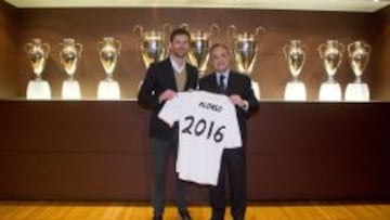 Xabi Alonso renueva por dos campañas más con el Madrid