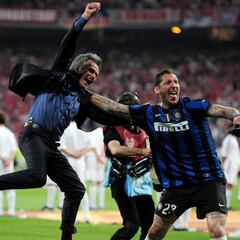 Amor y odio: las historias de Mourinho que esperan a Alexis