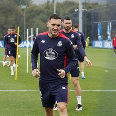 Lucas Pérez vuelve al Martínez Valero tras una salida misteriosa