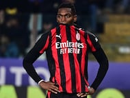 Rafael Leão reacciona durante el partido de la Serie A entre el Parma y el AC Milan, disputado el 8 de noviembre de 2025 en el estadio San Siro, en Parma (Italia).