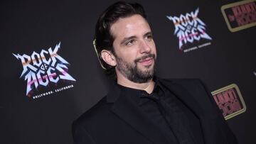 El actor Nick Cordero durante la inauguración del Rock Of Ages Hollywood at The Bourbon Room en el The Bourbon Room de Hollywood, California.