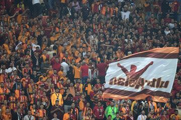 Galatasaray supporters cheer their team ahead of the UEFA Champions League football match between Galatasaray and Paris Saint-Germain (PSG), on October 01, 2019 at Ali Sami Yen Spor Kompleksi in Istanbul. 