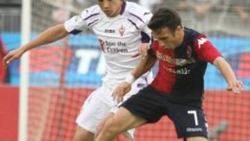 Matías Fernández aparece como fijo en la oncena de la Fiorentina ante la Juventus.