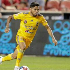 A Javier Aquino le gustaría jugar en el Barcelona