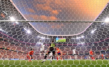 Imagen en remoto del gol de la selección sa durante el duelo de semifinales de la EURO 2024.