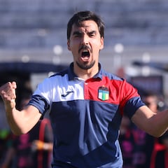 Estos números de Francisco Meneghini provocarán debate en la U: ¿encontró su mejor versión?