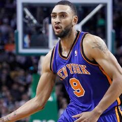 Who is Jared Jeffries, the ex-NBA player who won a car in The Price is Right? What teams did he play for?